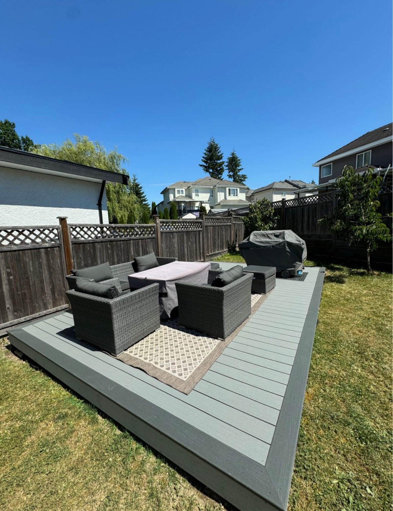 Grey composite deck and walkway